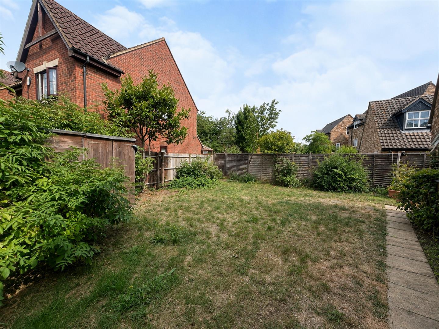 5 bed property in Malton Close, Milton Keynes
